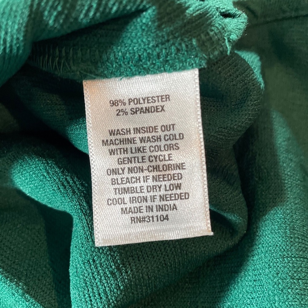 Crown and Ivy Plus Sz 3X Green Textured V Neck Ruffle Collar Long Sleeve Top NWT - Picture 5 of 7